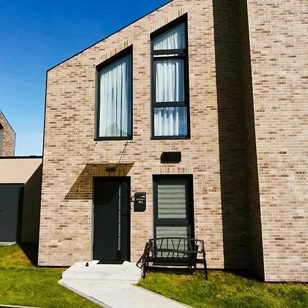 Seasidespa Jakuzzi Swimming Pool * بالانغا