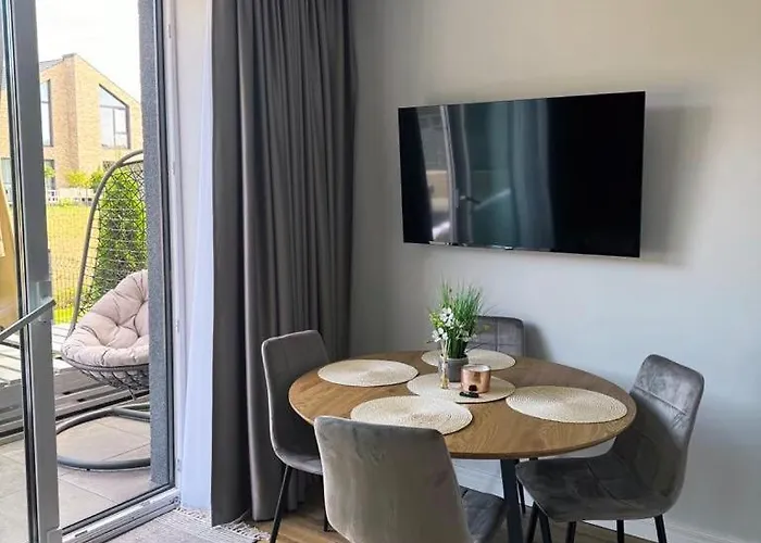 شقة Seasidespa Jakuzzi Swimming Pool بالانغا