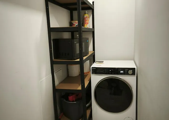 Seasidespa Jakuzzi Swimming Pool פלאנגה